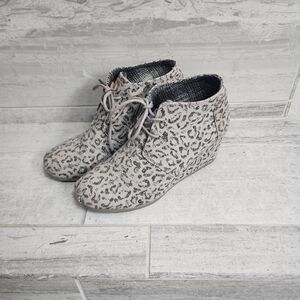 Toms Gray Leopard Print Wedge Heel Women's Shoes